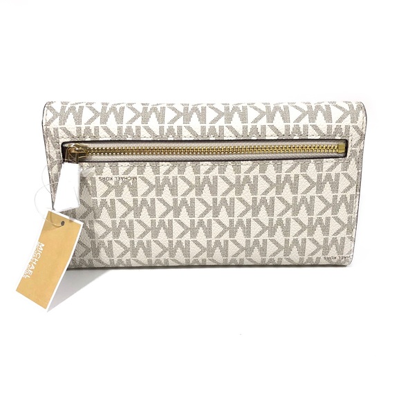 ❗️Sold❗️Michael Kors Large Trifold Wallet - Picture 2 of 8
